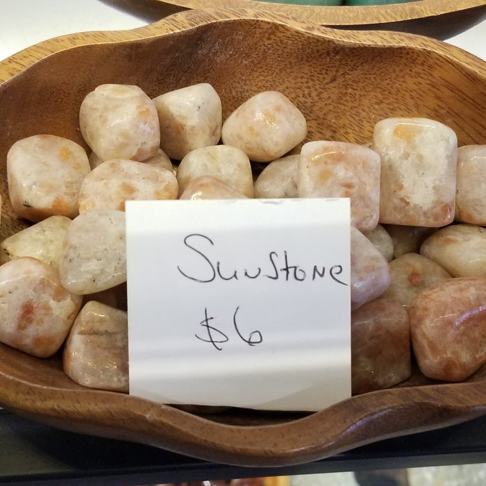 Tumbled stones - Sunstone